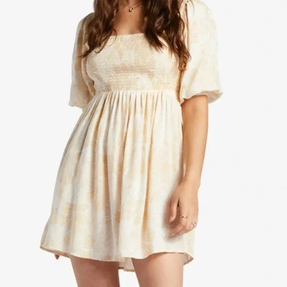 Boutique Transitional Wardrobe Pieces - Picture 6 of 13